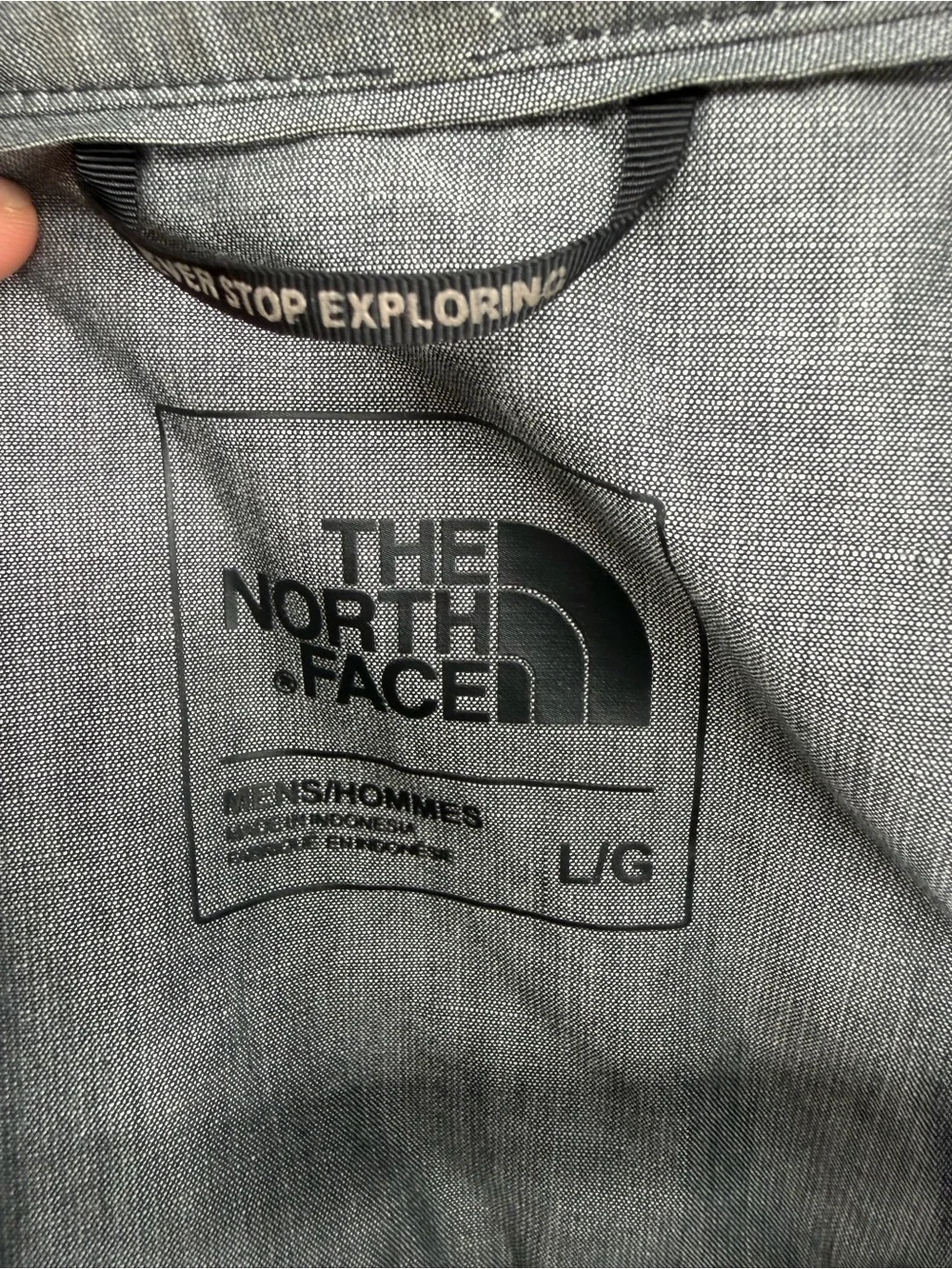 The North Face Mens L Quilted Shirt Jacket Black Snap Front Insulated Shacket⁠